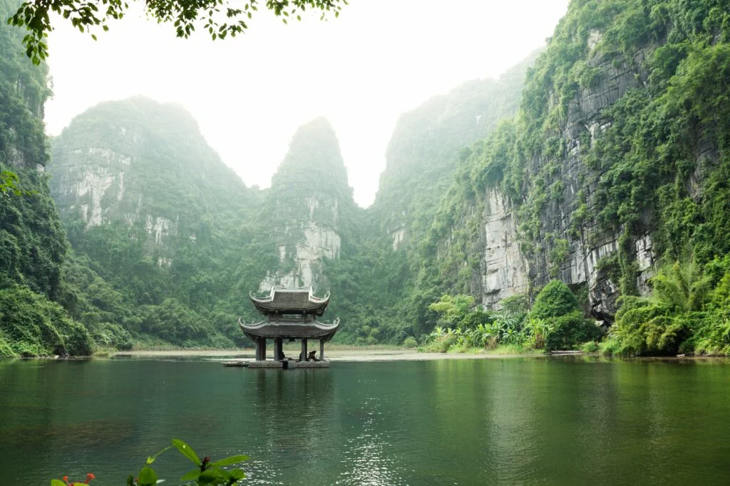 Ninh Binh Vietnam – Scenic Boat Rides & Nature Tour Packages by Kanishka Tours & Travels.